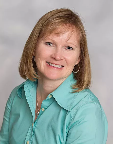 Leigh Barham, CNP